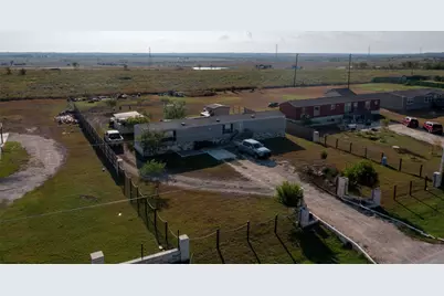 363 El Rey Drive, Kyle, TX 78640 - Photo 4