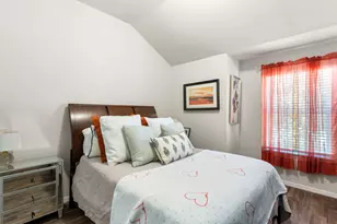 205 Four Star Dr, Elgin, TX 78621 - Photo 8