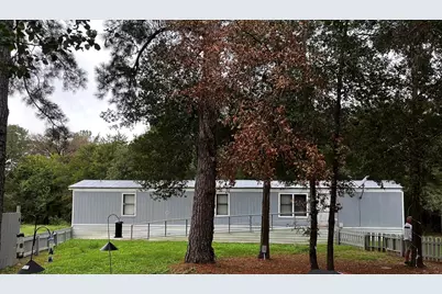 374 Plum Street #B, Bastrop, TX 78602 - Photo 2