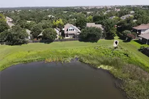 3831 Aqua Ln, Round Rock, TX 78681 - Photo 4