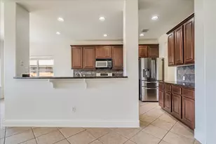 3831 Aqua Ln, Round Rock, TX 78681 - Photo 10