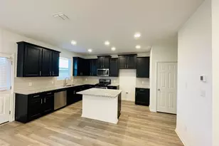 3201 College Park Dr, Round Rock, TX 78665 - Photo 2