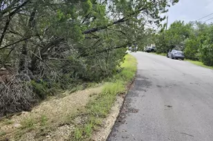 7821 Dakota Cir, Lago Vista, TX 78645 - Photo 1