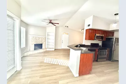 6804 N Capital Of Tx Highway #824, Austin, TX 78731 - Photo 4