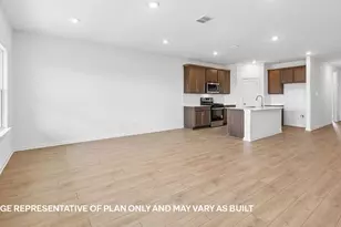 25560 Farmers Crop Ln, Elgin, TX 78621 - Photo 8
