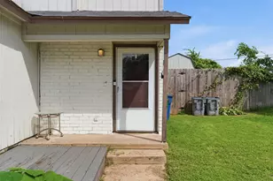 1407 Warrior Ln, Del Valle, TX 78617 - Photo 4