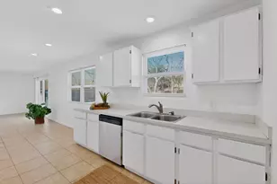 7200 Barnsdale Way, Austin, TX 78745 - Photo 12