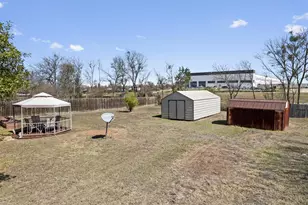 411 Bonita Vista Dr, Buda, TX 78610 - Photo 26