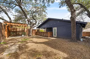 3015 Burning Oak Dr, Austin, TX 78704 - Photo 20