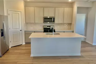 242 Red Tail Hawk Ln, Cedar Creek, TX 78612 - Photo 2
