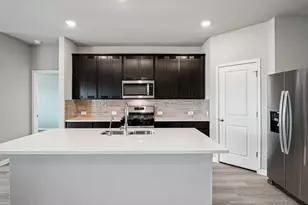 242 Red Tail Hawk Ln, Cedar Creek, TX 78612 - Photo 2