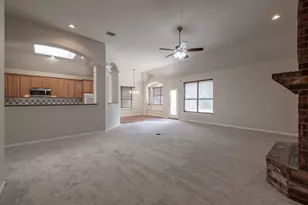 124 Stonehedge Blvd, Georgetown, TX 78626 - Photo 6
