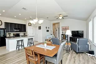 130 Sunshine Ln, Kyle, TX 78640 - Photo 6