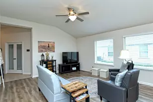 130 Sunshine Ln, Kyle, TX 78640 - Photo 12