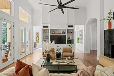 6628 Dogwood Creek Drive, Austin, TX 78746 - Photo 4