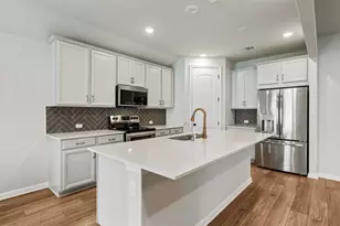 208 Golden Gate Ln, Kyle, TX 78640 - Photo 14