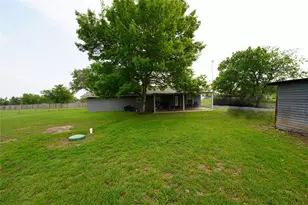 3363 FM713, Lockhart, TX 78644 - Photo 18