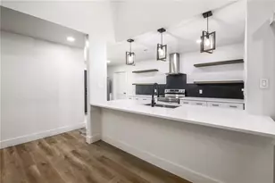511 E 50th St, Austin, TX 78751 - Photo 6