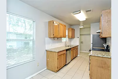 6121 Ponca Street #B, Austin, TX 78741 - Photo 6