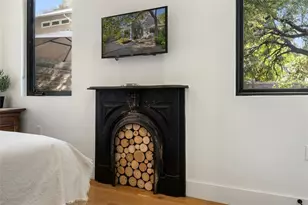 707 E Live Oak St, Austin, TX 78704 - Photo 32