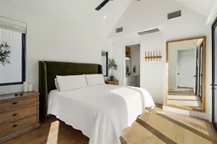 707 E Live Oak St, Austin, TX 78704 - Photo 22