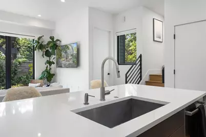 707 E Live Oak Street #2, Austin, TX 78704 - Photo 10