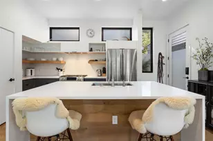 707 E Live Oak St, Austin, TX 78704 - Photo 20
