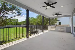 10 Honeysuckle Ln, Wimberley, TX 78676 - Photo 32