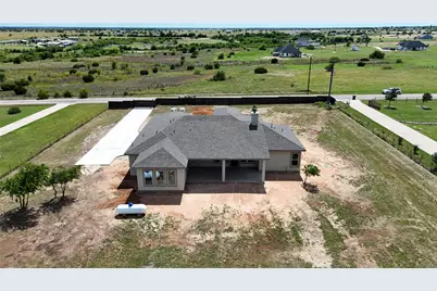 123 Lila Lane, Bertram, TX 78605 - Photo 4