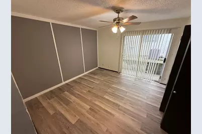 2408 Longview Street #104., Austin, TX 78705 - Photo 4