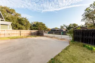 156 Fm 2571, Smithville, TX 78957 - Photo 30