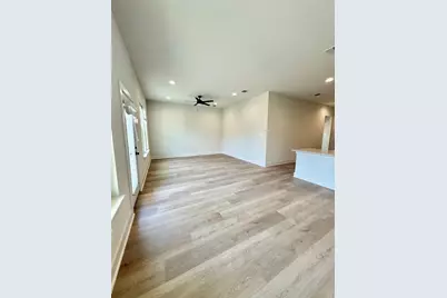 100 Zayd Court #A, Jarrell, TX 76537 - Photo 4