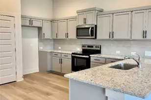 100 Zayd Ct, Jarrell, TX 76537 - Photo 6