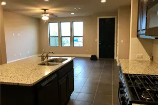 6814 E Riverside Dr, Austin, TX 78741 - Photo 6