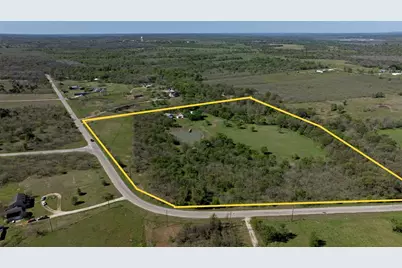 235 Mesquite Drive, Cedar Creek, TX 78612 - Photo 6