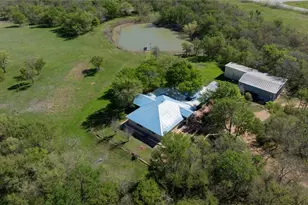 235 Mesquite Dr, Cedar Creek, TX 78612 - Photo 2