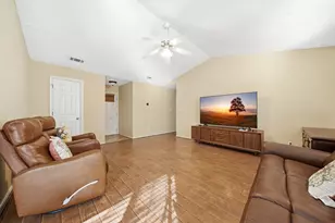 105 Snyders Trail, Liberty Hill, TX 78642 - Photo 4