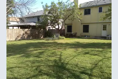 1110 Mountain View Drive, Pflugerville, TX 78660 - Photo 10