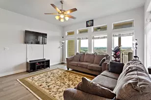 321 Berkeley Pl, Georgetown, TX 78628 - Photo 6