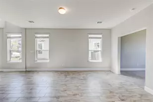 113 Riverhill Dr, Georgetown, TX 78628 - Photo 6