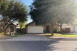 1304 Water Spaniel Way, Round Rock, TX 78664 - Photo 2
