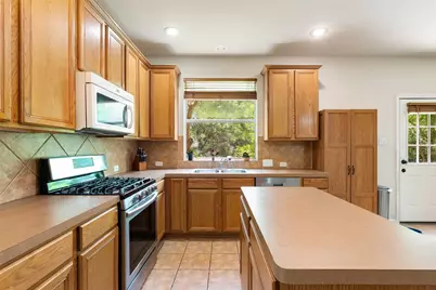 11425 Sabinal Mesa Drive, Austin, TX 78739 - Photo 10