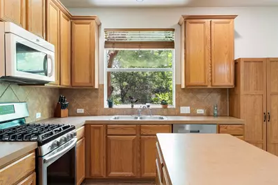 11425 Sabinal Mesa Drive, Austin, TX 78739 - Photo 6