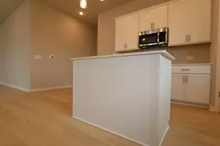 4516 Lava Is Dr, Austin, TX 78747 - Photo 10