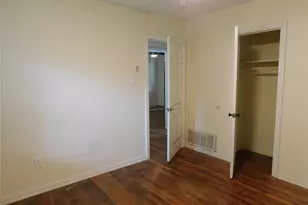 1304 S 19th Street S, Temple, TX 76504 - Photo 10