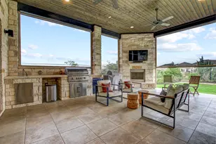 210 Fairdale Cove, Austin, TX 78738 - Photo 32