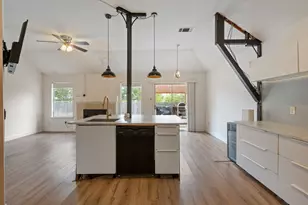 12501 Fallen Tower Ln, Austin, TX 78753 - Photo 12