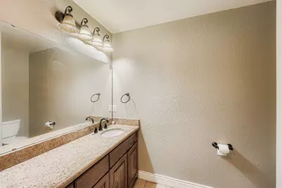 304 S Main Street, Elgin, TX 78621 - Photo 22