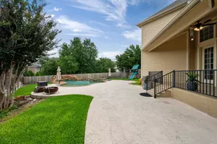 2821 Cool River Loop, Round Rock, TX 78665 - Photo 32
