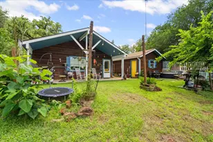 107 Mountain Valley Dr, Smithville, TX 78957 - Photo 2